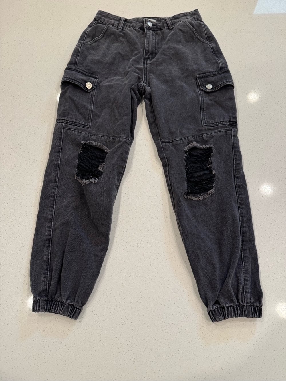 Forever 21 Washed Black Distressed Ripped Cargo Joggers Y2K Size Small NWOT 4-6